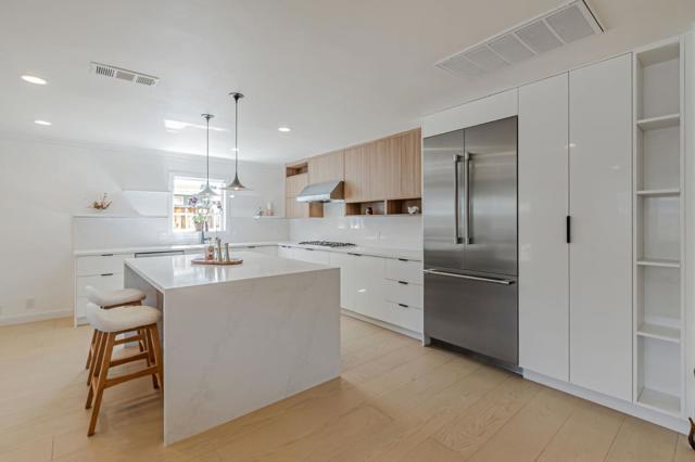 4730 Del Loma Court, Campbell CA: https://media.crmls.org/mediaz/86abc98c-dd11-46d6-8ae3-61b80d736fe7.jpg