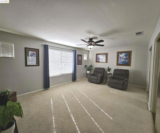 8040 Kelok Way, Clayton CA: https://media.crmls.org/mediaz/86abf8bc-4460-41f5-8607-54fd0d8b698b.jpg