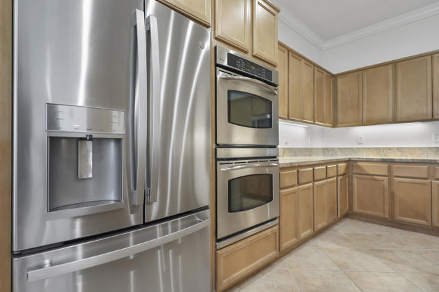 81800 Eagle Claw Drive, La Quinta CA: https://media.crmls.org/mediaz/86ac2a0c-5e43-4c56-90be-7329d1174ee5.jpg