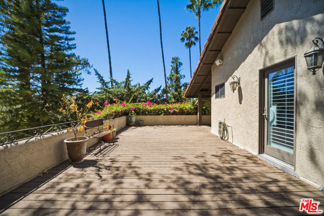 4 Bed Home for Sale in Encino, California