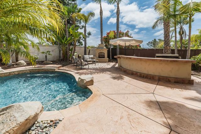 Detail Gallery Image 34 of 38 For 1749 Skimmer Ct, Carlsbad,  CA 92011 - 5 Beds | 3 Baths