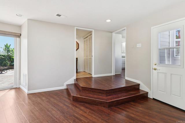 Detail Gallery Image 22 of 72 For 1607 Hunsaker St, Oceanside,  CA 92054 - 4 Beds | 3 Baths