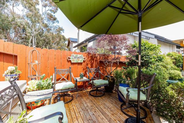 2708 Grove Ave, Carlsbad CA: https://media.crmls.org/mediaz/86ada8a5-25f9-4b90-b53a-a424deef06ca.jpg