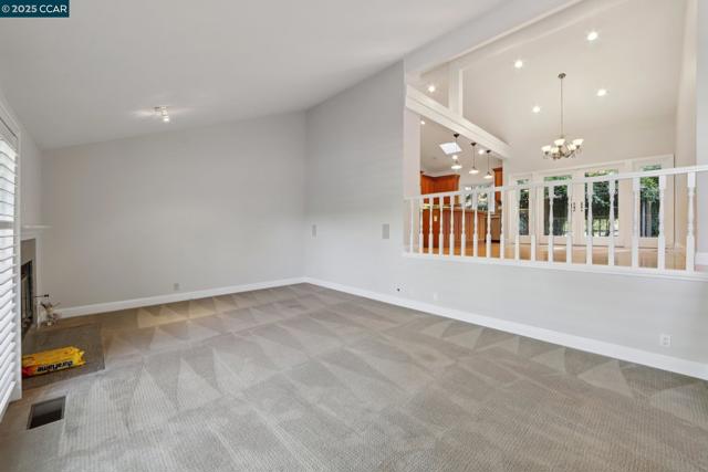 20 Broadmoor St, Moraga CA: https://media.crmls.org/mediaz/86ae41e2-3836-446d-ba06-8ef4de0d37a6.jpg