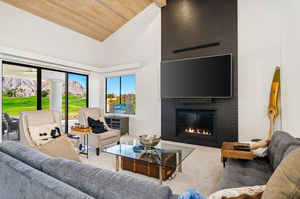 MLS #219138256DA image #23