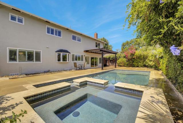 4563 Gatetree, Pleasanton CA: https://media.crmls.org/mediaz/86aeb436-7d37-42bc-8089-38283618fd0d.jpg
