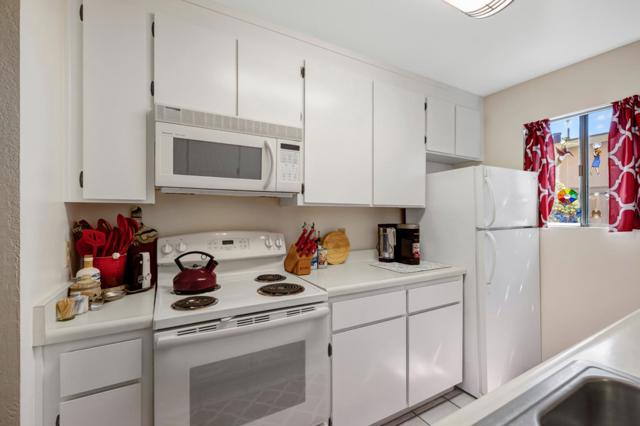 515 Ramona Court, Monterey CA: https://media.crmls.org/mediaz/86b1b360-be16-48dc-b951-abfca5950be2.jpg
