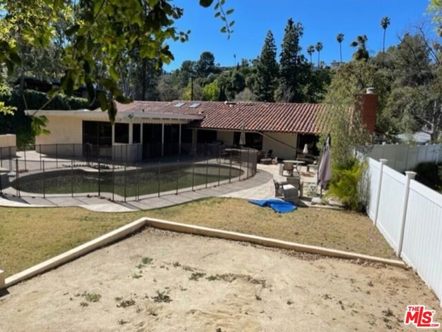 4000 Ballina Drive photo 8