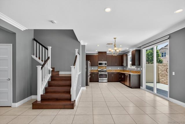 Image 8 of 37 For 42921 Avenida Amistad