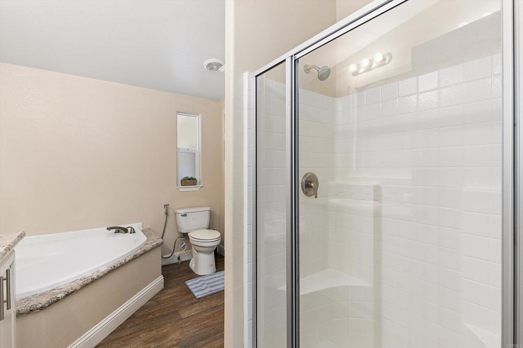 2700 Valley Parkway - photo 15