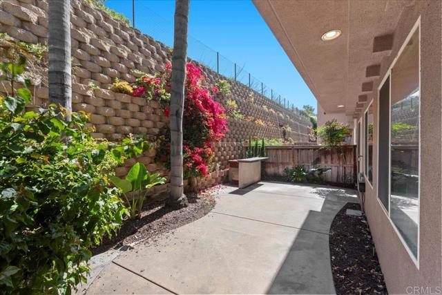 1342 Sky Ridge Court, San Marcos CA: https://media.crmls.org/mediaz/86b3ed6a-82a8-43fc-b8b5-6cc16925a06c.jpg