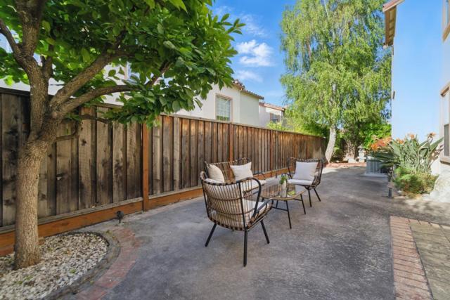 560 Villa Centre Way, San Jose CA: https://media.crmls.org/mediaz/86b658ad-60ea-474f-a342-4a667f89b203.jpg