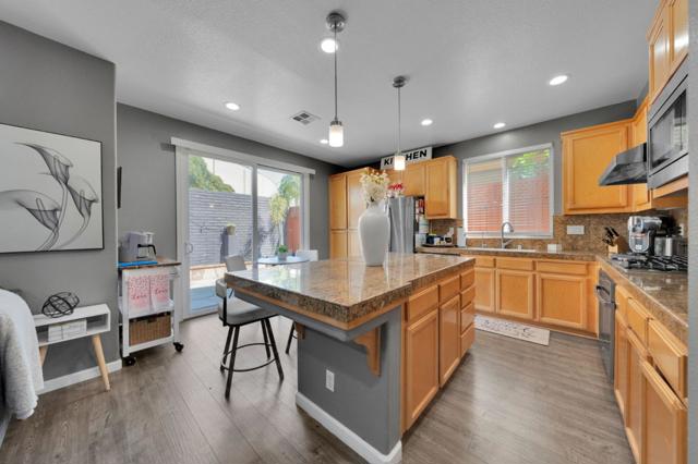 3023 Canoas Villa, San Jose CA: https://media.crmls.org/mediaz/86b6a348-af99-4a6d-bb8c-954655f261bb.jpg