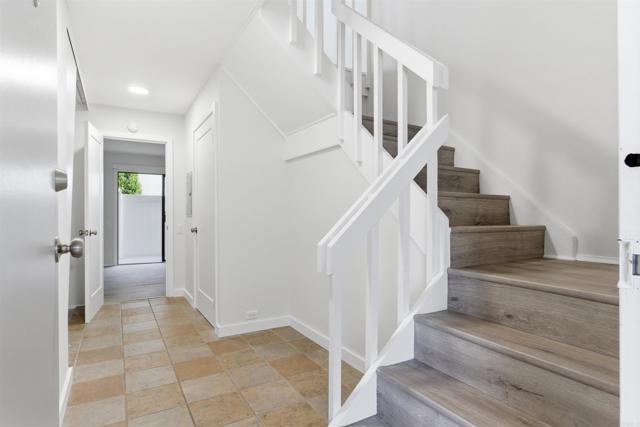 2388 Altisma Way, Carlsbad CA: https://media.crmls.org/mediaz/86b6befb-c68f-4b98-8428-2bbd97936829.jpg