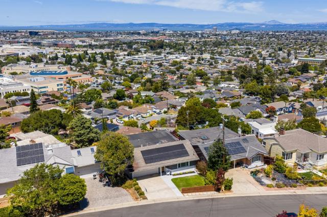 254 41st Avenue, San Mateo CA: https://media.crmls.org/mediaz/86b743c2-1b33-451b-8cd5-71e507912cad.jpg