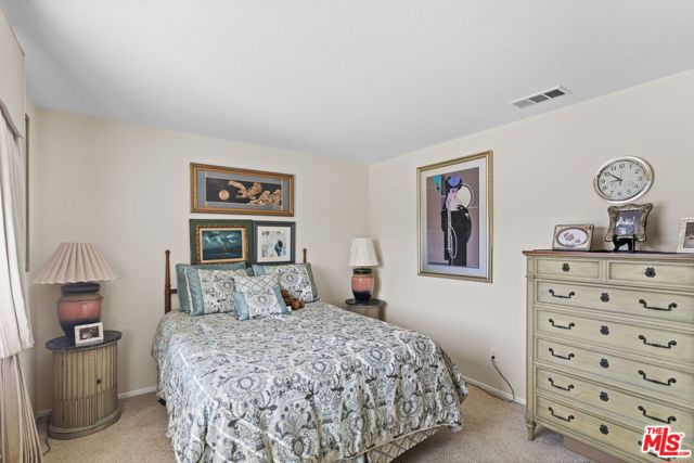 33716 Salvia Lane, Murrieta CA: https://media.crmls.org/mediaz/86b896cf-d6cb-4596-ba21-ea23d245f72b.jpg