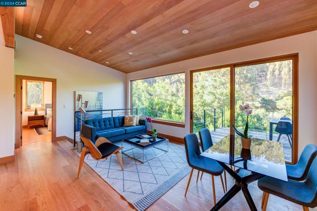 Image 6 of 30 For 5924 Park Ave