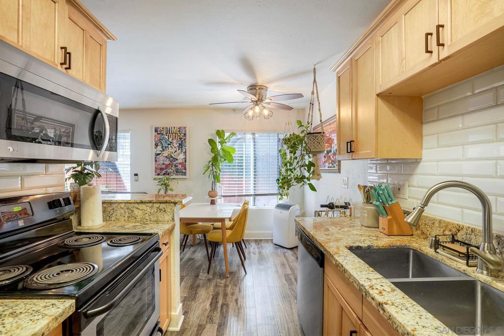 4075 Marlborough - photo 9