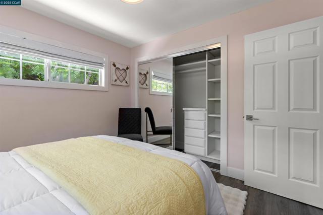 225 Babette Ct, Pleasant Hill CA: https://media.crmls.org/mediaz/86b9d1dd-6dfd-4d58-8bdd-1a54a215b9a3.jpg