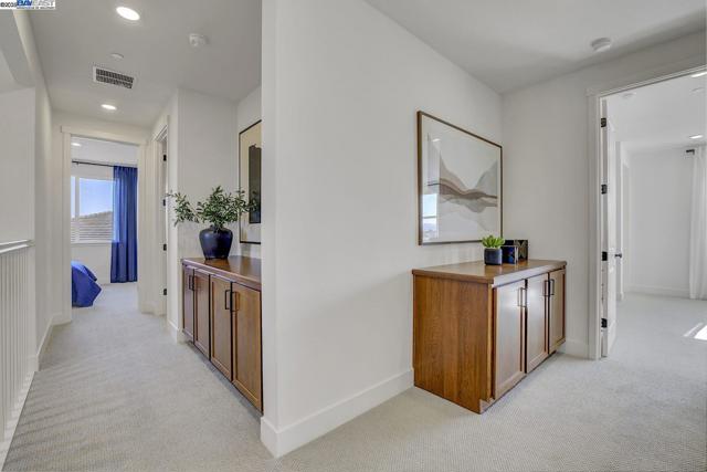 319 W Calabria Drive, Mountain House CA: https://media.crmls.org/mediaz/86ba521c-caca-4c6b-9d99-a4718290f4a6.jpg