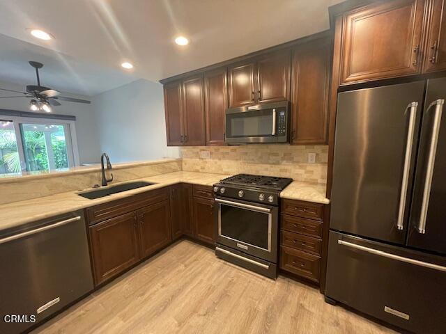 Detail Gallery Image 5 of 27 For 250 Blackfoot Ln, Ventura,  CA 93001 - 3 Beds | 2/1 Baths