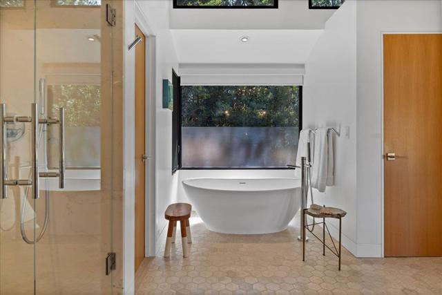 415 Cervantes Road, Portola Valley CA: https://media.crmls.org/mediaz/86ba71fa-8c45-4528-8f9d-fb193f596020.jpg