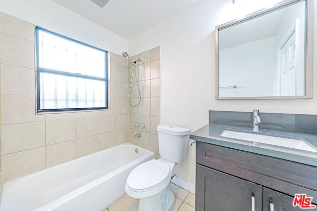 1156 S Bronson Avenue, Los Angeles CA: https://media.crmls.org/mediaz/86ba8c8f-be79-4c64-b6aa-e1b9b0a57b34.jpg