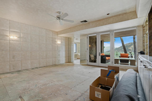 855 W Coronado Avenue, Palm Springs, CA 92262