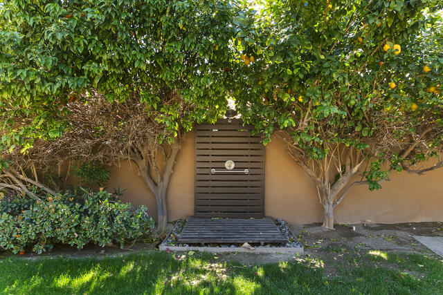 54841 Inverness Way, La Quinta CA: https://media.crmls.org/mediaz/86bae2e2-ba55-48f8-a0d6-af15d5ea26ac.jpg