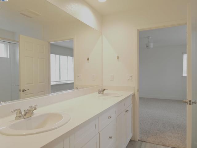 Image 17 of 23 For 5725 Misty Wind Ct