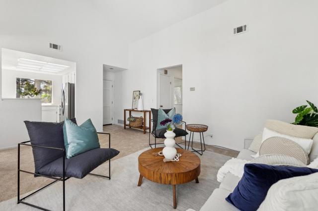820 Boardwalk Place, Redwood City CA: https://media.crmls.org/mediaz/86bbb0bf-d83d-4c3b-b5f5-f7f91bb8c3a5.jpg