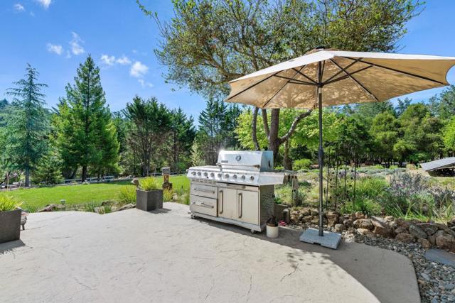 321 Pine Forest Drive, Aptos CA: https://media.crmls.org/mediaz/86bc109c-59c9-4b1a-beec-0f9aaa51a31e.jpg