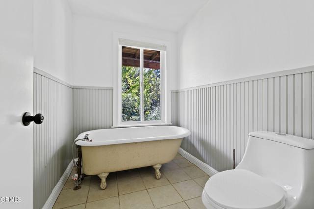 7950 Flynn Creek Road, Comptche CA: https://media.crmls.org/mediaz/86bca548-20ce-494a-91de-b574f909b32e.jpg