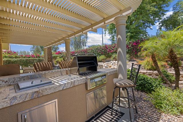 81438 Avenida Altamira, Indio CA: https://media.crmls.org/mediaz/86bdaf84-2b2b-40b5-90ea-02e952dd2387.jpg