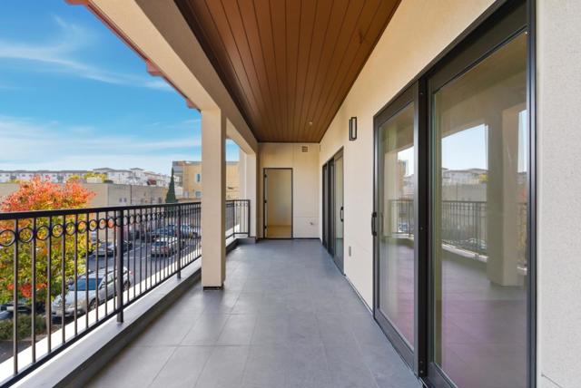 560 El Camino Real, San Carlos CA: https://media.crmls.org/mediaz/86be60cc-2187-4000-9c21-f1602d4d0dbd.jpg