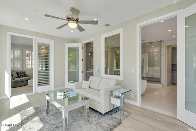 5715 Calais Court, Calabasas CA: https://media.crmls.org/mediaz/86bec28c-0492-4608-92a2-97fb8a1142a9.jpg