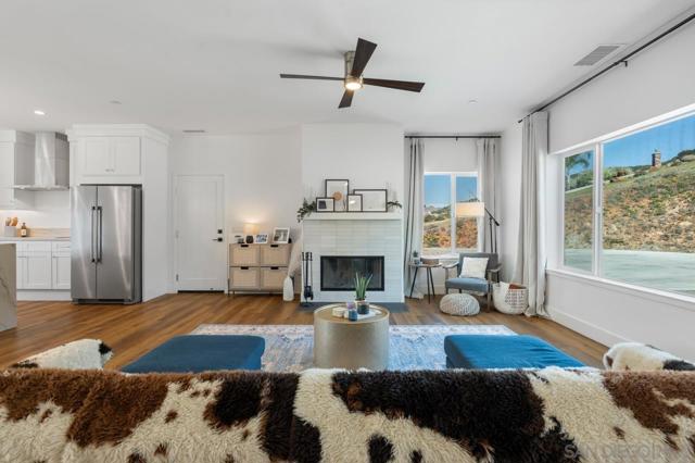 22916 Tombill Rd, Ramona CA: https://media.crmls.org/mediaz/86bf7561-04e3-4f9c-b645-8ac751706f5a.jpg