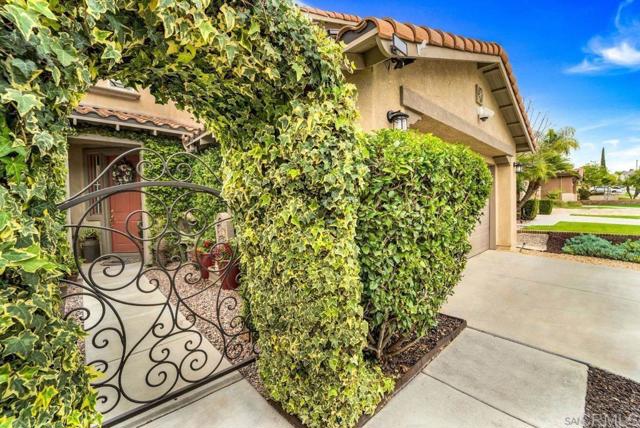1288 Long View Drive, Chula Vista CA: https://media.crmls.org/mediaz/86bfba1c-cdbe-49a0-b3b3-5bfdd604c797.jpg