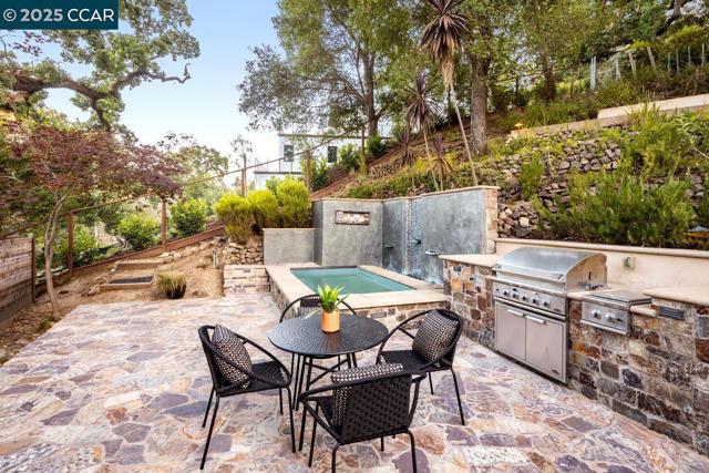 775 Kirkcrest Rd, Danville CA: https://media.crmls.org/mediaz/86bfec64-502b-4575-90f1-33c8c05750a1.jpg