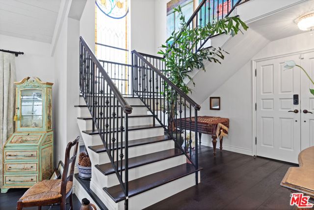 Drew Fenton | 1060 Chantilly Road Los Angeles CA | MLS: 7138387