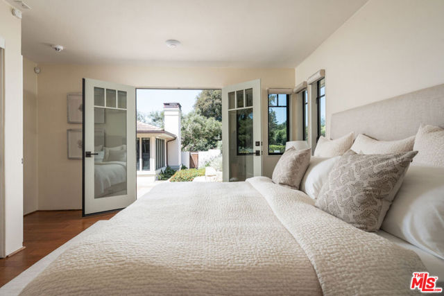 840 Ivy Lane, Montecito CA: https://media.crmls.org/mediaz/86c0873b-f3ae-4fe4-aae9-8814f5c4b73a.jpg