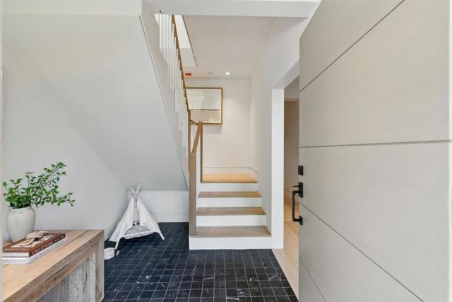 633 Manzanita Avenue, Corte Madera CA: https://media.crmls.org/mediaz/86c1dc38-78f0-43de-86f5-9f3c2e0fae70.jpg