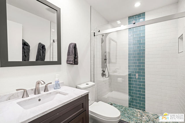 2180 S Palm Canyon Drive, Palm Springs CA: https://media.crmls.org/mediaz/86c26055-dc54-4d41-bed4-a64f49452679.jpg