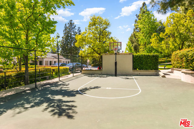 Drew Fenton | 11729 Wetherby Lane Los Angeles CA | MLS: 6991140