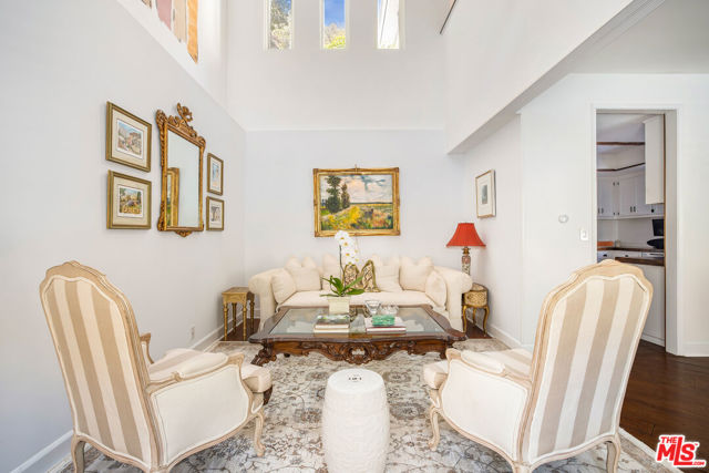 1647 N Beverly Glen Boulevard, Los Angeles CA: https://media.crmls.org/mediaz/86c54452-2b7c-447a-99e2-bdc43629815e.jpg