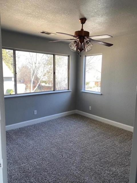 Image 16 of 24 For 259 West Fallbrook Avenue