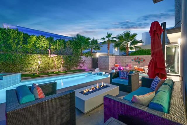 2712 Dancing Sands Drive, Palm Springs, CA 92262