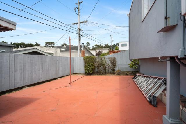 58 N Mayfair Avenue, Daly City CA: https://media.crmls.org/mediaz/86c7338d-9523-4ab6-98dd-07d8867240c6.jpg