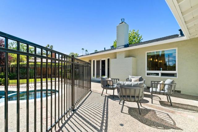 247 Marchmont Drive, Los Gatos CA: https://media.crmls.org/mediaz/86c857e6-1866-42f2-be6f-24f2ec883157.jpg