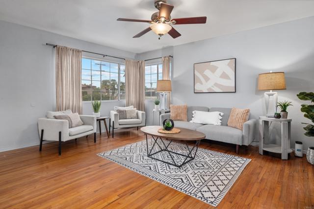 Detail Gallery Image 6 of 33 For 268 Sierra Way, Chula Vista,  CA 91911 - 3 Beds | 2 Baths